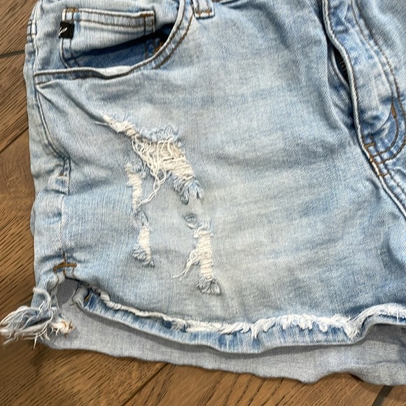 KanCan Blue Distressed Jean Shorts
Denim - Picture 6 of 7